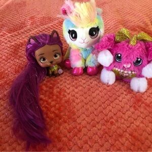 VIP Pet Glitter Twist, Zuru Unicorn & Pets Alive Zuru Pet Interactive Llama CUTE